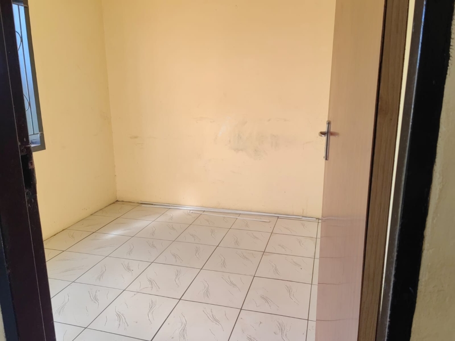2 Bedroom Property for Sale in Rodenbeck Free State